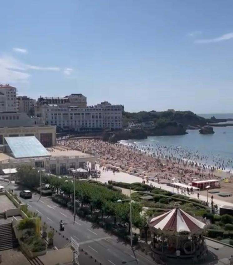 Apartamento T2 Eugenie Ocean View Grande And Pool *